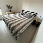 625 Marina Di Santa Giulia Proche アパート *